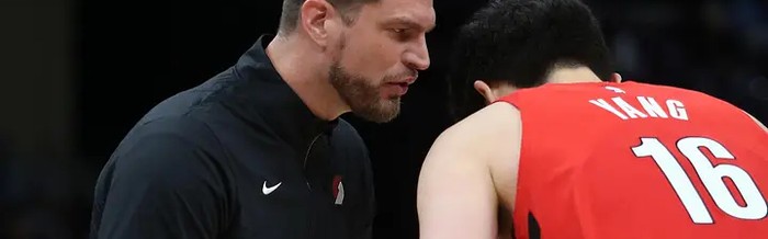 乐动体育官方网站-杨瀚森要换教练了？斯普利特基本无缘留任 利拉德已推荐新帅人选|开拓者|达米安·利拉德|赫策尔|提亚哥-斯普利特|达米安-利拉德_新浪体育_新浪新闻
